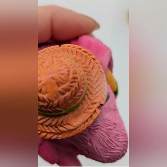 Beachy Pink Flamingo Resin Figurine in Flip Flops - Picture 7 of 9